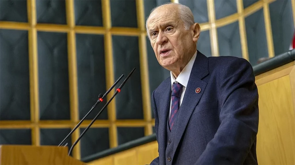 Bahçeli İzmir dahil 11 ili işaret etti: "Cumhur'un yönetimine geçmeli"