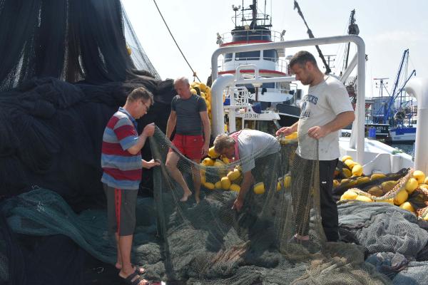 İzmirli balıkçılar 1 Eylül’de denize çıkmaya hazırlanıyor