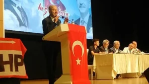 Ankara Etimesgut'ta bugün CHP ilçe kongresi yapıldı. Adaylardan Faruk Özdemir,