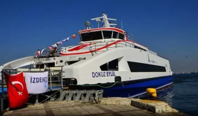 9 Eylül gemisinin sahile yanaşmasıyla ilgili İzmir Belediyesi’nden açıklama