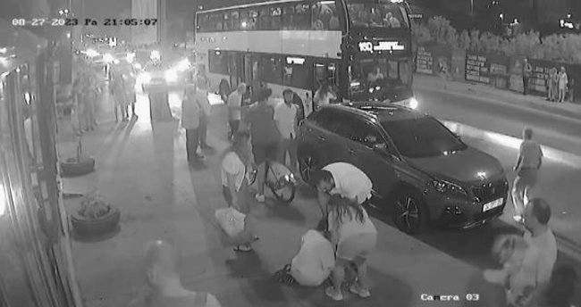 İstanbul Kadıköy Bostancı sahil yolunda dün akşam saat 21.00 sıralarında