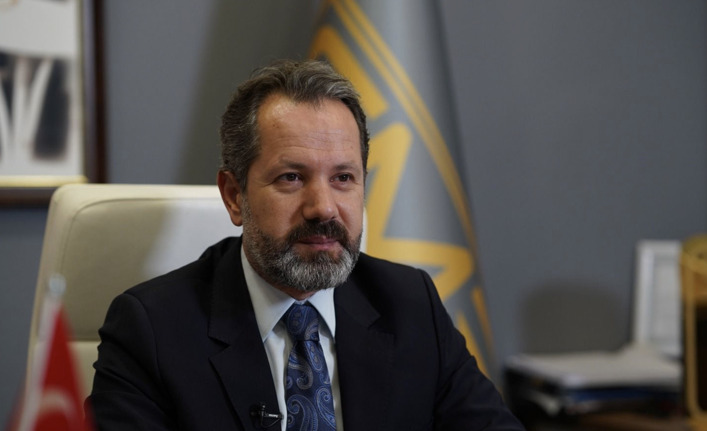 İslam Memiş Eylül ayına işaret etti: “Bu bomba bir yerde patlayacak” İslam Memiş, köşesinde küresel piyasalara dair değerlendirmelerde bulunurken Eylül ayına