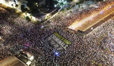 İsrail’de binlerce kişi yine meydanlara çıktı