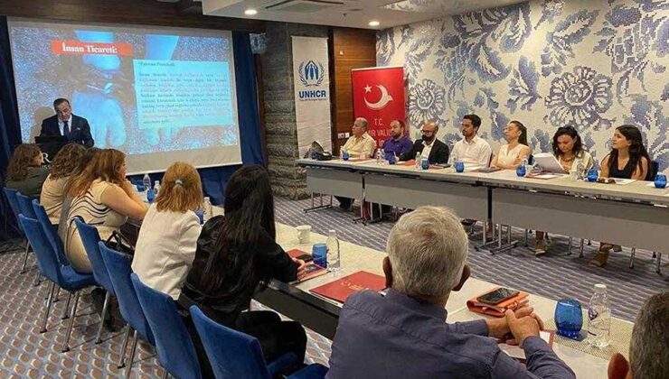 İzmir’de Dünya İnsan Ticareti ile Mücadele Günü’nde farkındalık çalıştayı