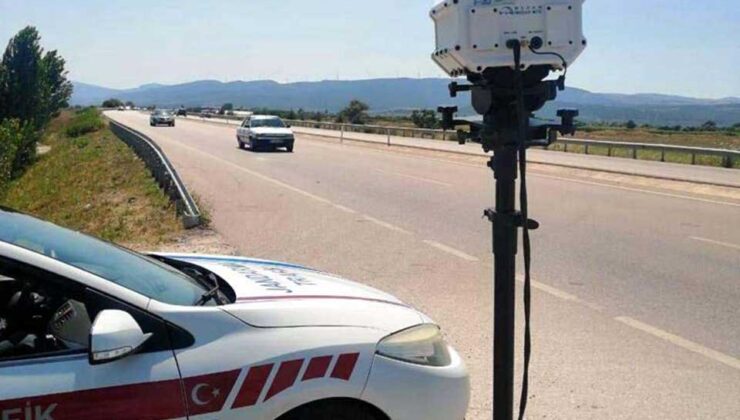 İzmir’deki trafikte denetiminde sürücülere ceza yağdı
