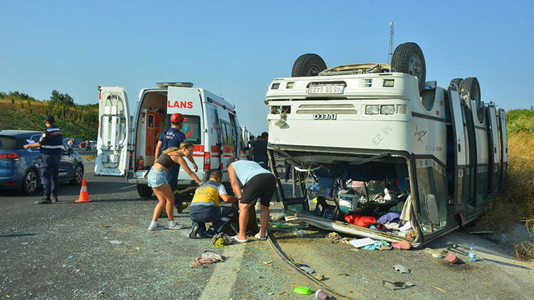 Kaza, saat 16.50 sıralarında İzmir- İstanbul Otoyolu’nun Soma- Savaştepe bölümünde