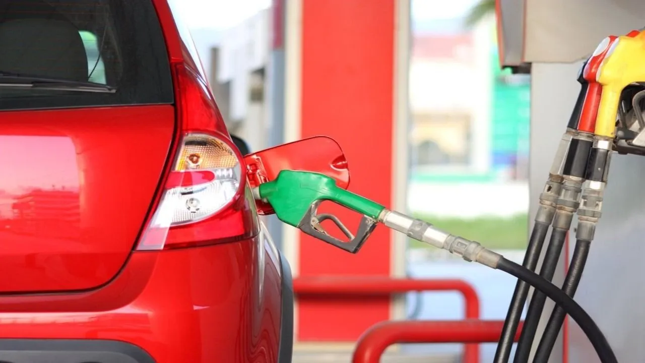 Motorine zam geliyor 16 Temmuz tarihinde alınan ÖTV zammı ile birlikte, kurşunsuz benzinin