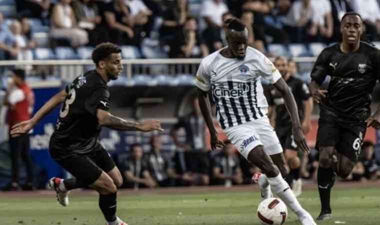 Trendyol Süper Lig'in 3. haftasında Kasımpaşa ile Pendikspor 1-1 berabere