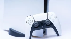 Oyun dünyasının en merak edilen cihazlarından biri olan PlayStation 5,
