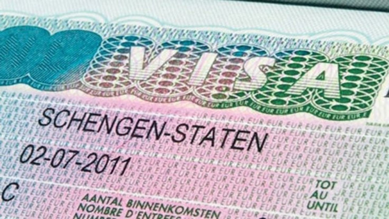 Schengen Vize Başvurularında En Fazla Ret Hangi Ülkeye Ait? İşte İstatistikler! 2022 yılında Schengen Vizesi başvurularının incelenmesi sonucunda Türk vatandaşlarının yüzde