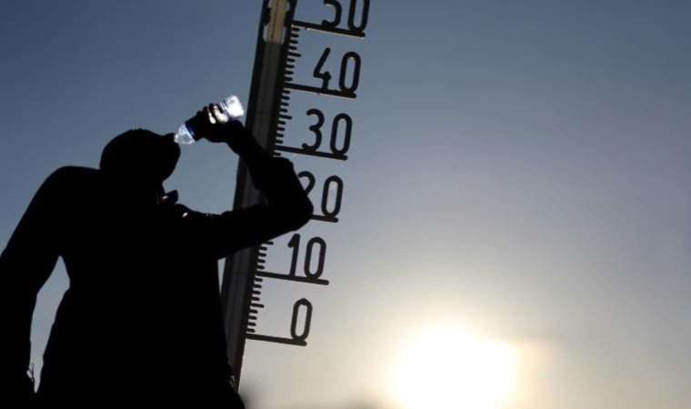 Prof. Dr. Mikdat Kadıoğlu, ülkeyi etkileyen hava sıcaklıklarının yüzlerce yıl