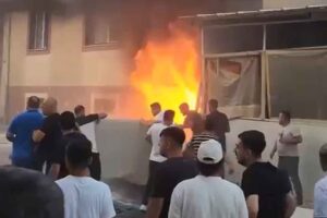 İzmir'in Bayraklı ilçesinde, iddiaya göre kimliği belirsiz kişi veya kişilerin