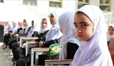 ‘Taliban, 10 yaşından büyük kız çocukları için eğitim yasağı getirdi’ iddiası!