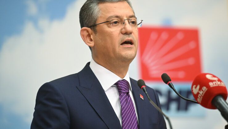 Özgür Özel, CHP İzmir Kongresi’nde: ‘Hepinizin desteğini bekliyorum’