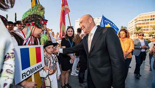 10 ülkenin katılımıyla dört gün sürecek festivalin açılışında konuşan Başkan