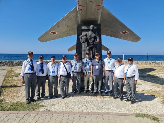 İzmir Büyükşehir Belediyesi şehit ailelerinin ve gazilerin yanında olmaya devam
