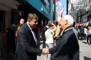 Birimin düzenlediği buluşmalar, ev ziyaretleri, atölyeler ve anketlerle; kamusal alanların