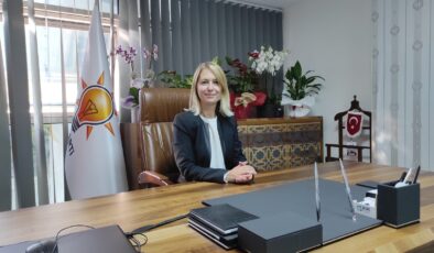 AK Partili Başkan Didem Keseli, Karşıyaka Belediye Başkanlığı için adaylığını açıkladı