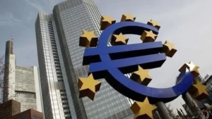 Avrupa Merkez Bankası, yarınki toplantısında enflasyonla mücadele amacıyla faiz artırımına