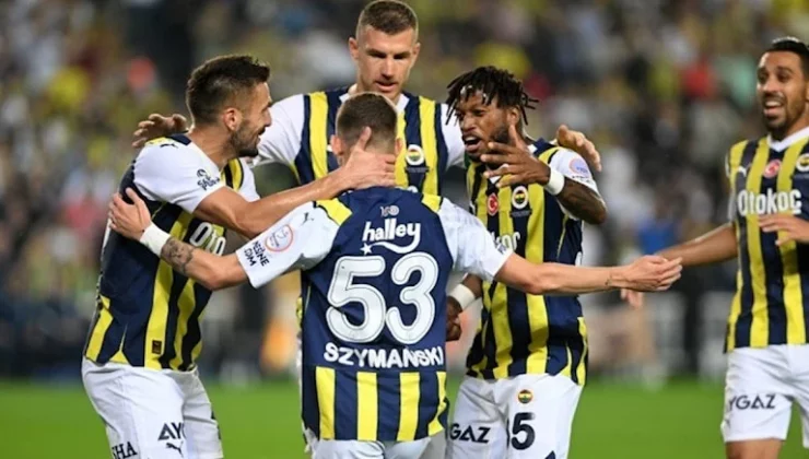Kadıköy’de şölen! Fenerbahçe gol yağdırdı, 6’da 6 yapıp liderliğe oturdu