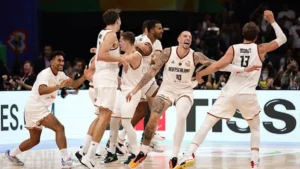 2023 FIBA Dünya Kupası'nın final maçında Sırbistan'ı 83-77 yenen Almanya