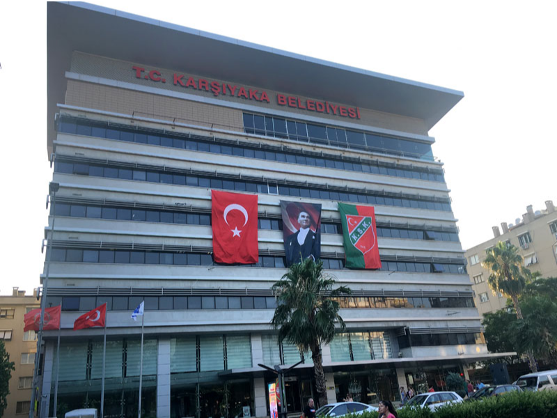 Çiğli Belediye Başkanı Utku Gümrükçü, İzmirlilerle paylaşacağı önemli bir haberi