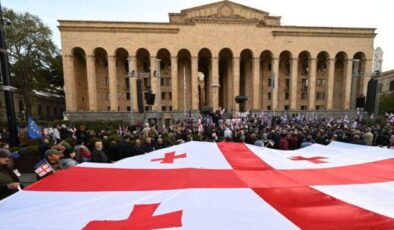 “Gürcistan Hükümeti, Cumhurbaşkanı Zurabişvili Hakkında Azil Sürecini Başlattı”