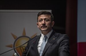 Ensonhaber YouTube kanalında Taha Hüseyin Karagöz’ün konuğu olan AK Parti