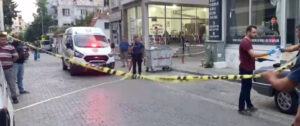 İzmir'in Karşıyaka ilçesinde, Y.A. isimli kişi, husumetli olduğu öğrenilen K.G.