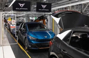 Volkswagen, Ekim ayının başlarında Almanya’daki Zwickau ve Dresden fabrikalarında otomobil