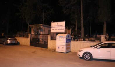 İzmir’de yürek sızlatan olay! 1 günlük bebek mezarlıkta ölüme terk edildi