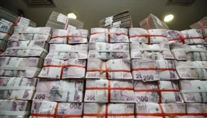 Bankalar, Kur Korumalı Mevduat'tan (KKM) çıkışı hızlandırmak için vites artırdı.