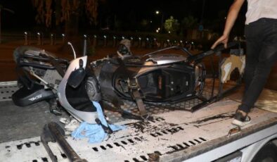 İzmir’de feci kaza; Motokurye ile otomobil çarpıştı! Can kaybı var…