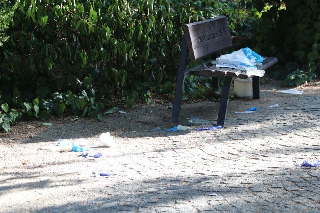 İzmir'de kadın cinayeti! Parkta tartıştığı eski eşini öldürdü