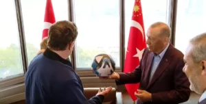 Cumhurbaşkanı Erdoğan, Türkevi’nde gerçekleşen toplantıda, Space X, Twitter ve Tesla’nın
