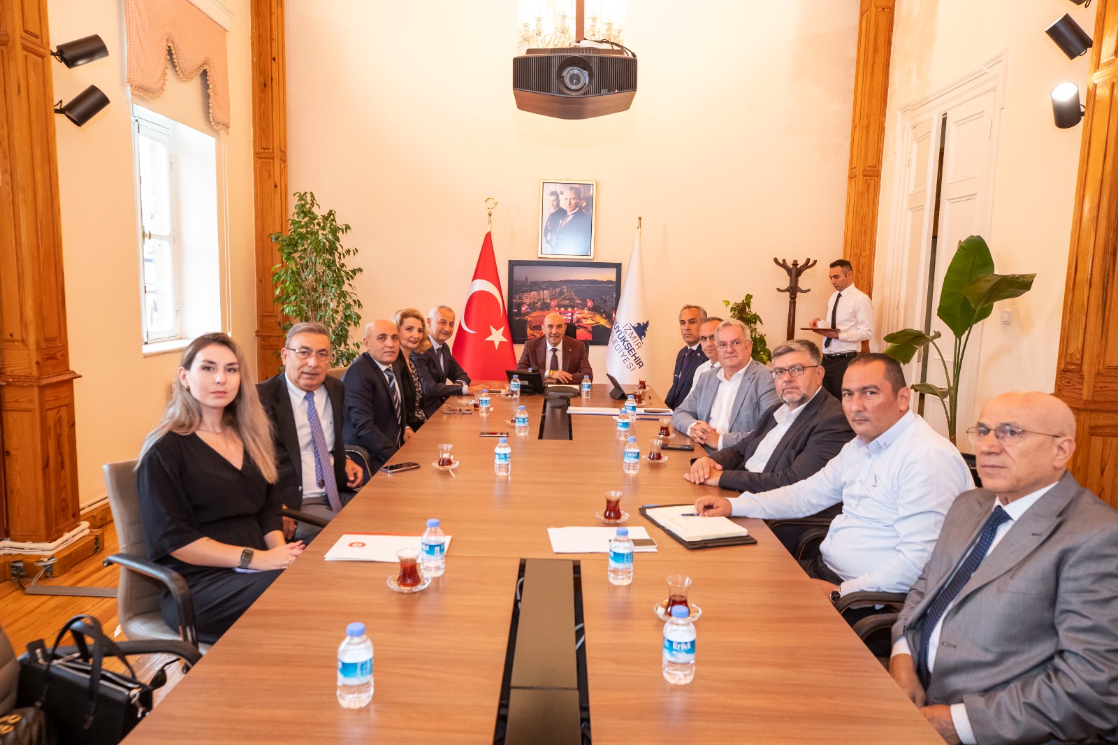 İzmir Büyükşehir Belediye Başkanı Tunç Soyer, Torbalı Karma ve Mobilya