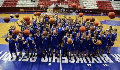İzmir Büyükşehir Belediyesi spor okullarında yeni dönem