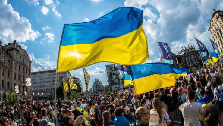 Ukrayna Hakkında Merak Ettikleriniz! Ukrayna’nın Nüfusu, Yüz Ölçümü, Komşuları ve Başkenti Nedir?