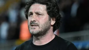 Trendyol Süper Lig ekiplerinden İstanbulspor’da Fatih Tekke dönemi sona erdi.