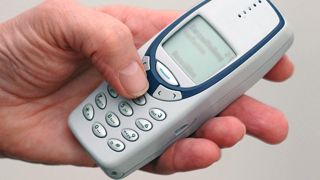 Tuşlu telefonlar, yeniden popülerlik kazanıyor. Uzun batarya ömrü, basit kullanım