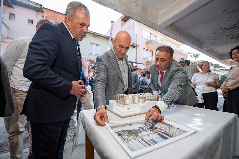 İzmir Büyükşehir Belediye Başkanı Tunç Soyer, Beydağ ilçesini ziyaret etti.