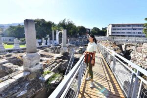 İzmir Büyükşehir Belediyesi, onlarca medeniyete ev sahipliği yapan köklü tarihi