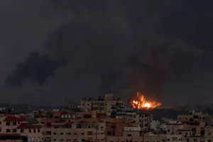 Gazze Şeridi’nde devam eden İsrail-Hamas çatışması, 19. gününe girerken taraflar