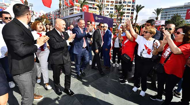 Başkan Soyer: “Biz İzmir’iz biz Cumhuriyetiz”