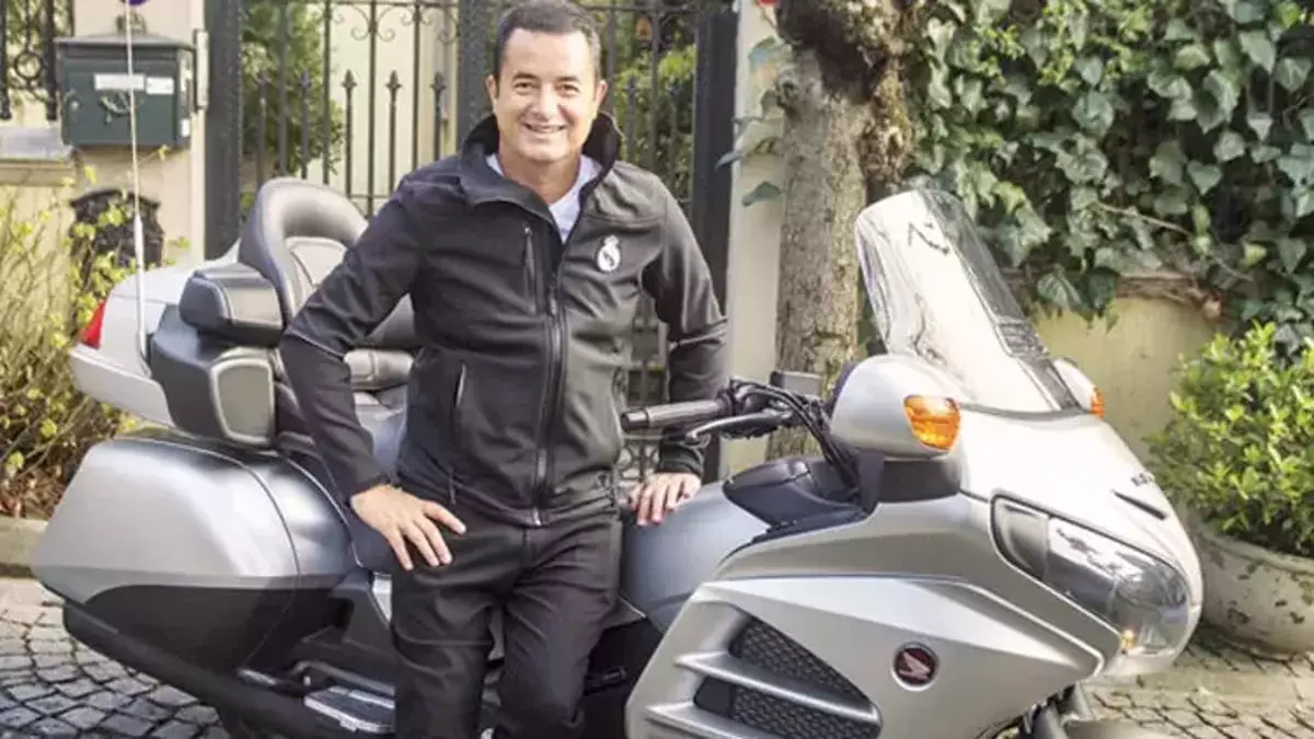 Ünlü televizyon yapımcısı Acun Ilıcalı, son günlerde gündemin baş köşesine