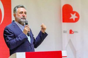 Başkan Serdar Sandal, “Bir kenti var eden çocuklardır, gençlerdir. Omuzlarınızda