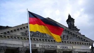 Almanya’yı derinden etkileyen yasa dışı göç krizi, Başbakan Scholz’u ve