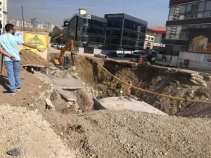 Olay, dün gece saatlerinde Turgut Özal Mahallesi’nde meydana geldi. TÜRKİYE