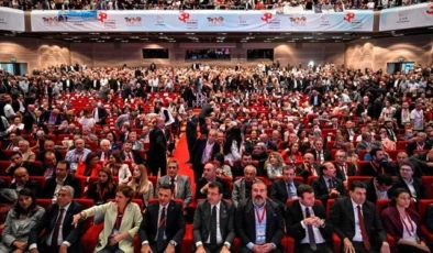 CHP’de kurultay provası… CHP İstanbul İl Kongresi’ni gerçekleştiriyor