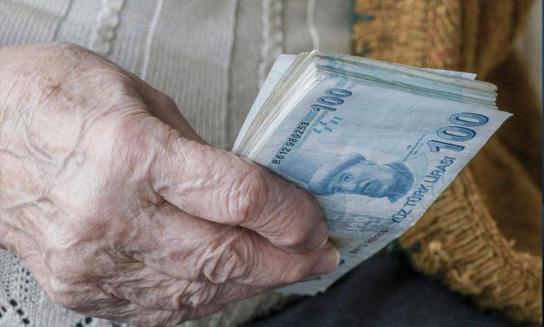 Yüksek mahkeme, emekli maaşlarına yönelik olarak ‘yaşam hakkı’ korumasının geçerli